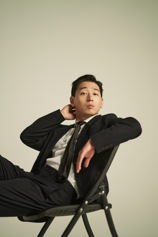 신예 한진희, 이영애 오케스트라 단원 됐다